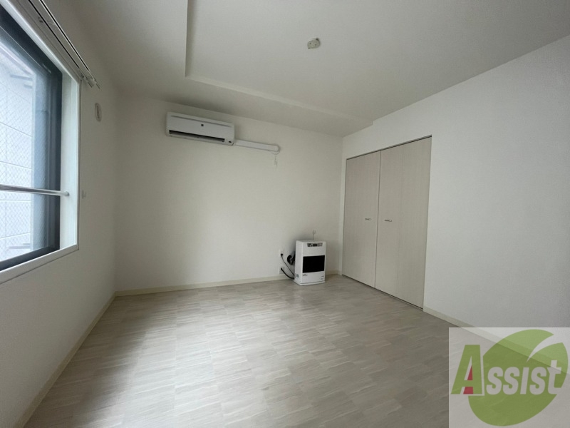 その他部屋・スペース　寝室です。部屋をどう使うかはあなた次第です！