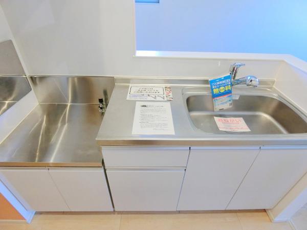 キッチン　写真は別のお部屋のイメージです　現況優先