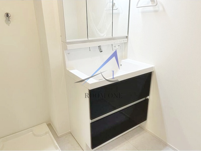 洗面設備　独立洗面台です。