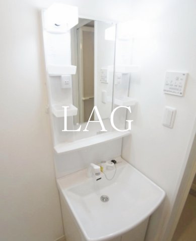 洗面設備　洗面台です。