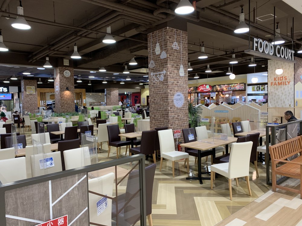 飲食店　マクドナルド 木津アルプラザ店（飲食店）まで667m