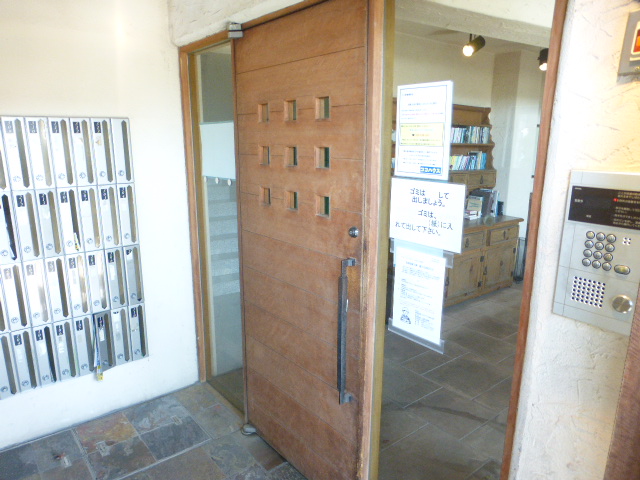 エントランス　オートロック付