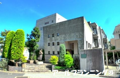 建物外観　オートロック、防犯カメラ付マンション