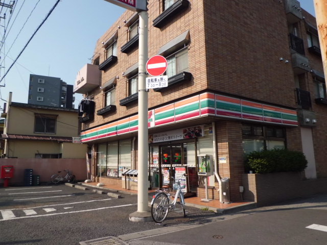 コンビニ　セブンイレブン松戸栗山店（コンビニ）まで399m