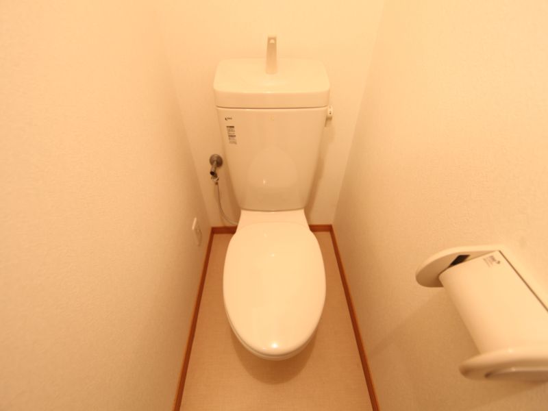 トイレ　温水便座取付可