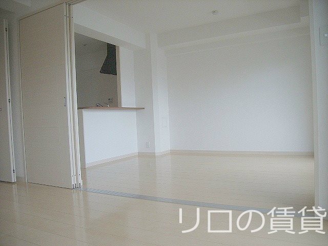 居室・リビング　別号室イメージ