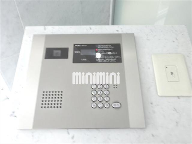 セキュリティ　オートロック付き