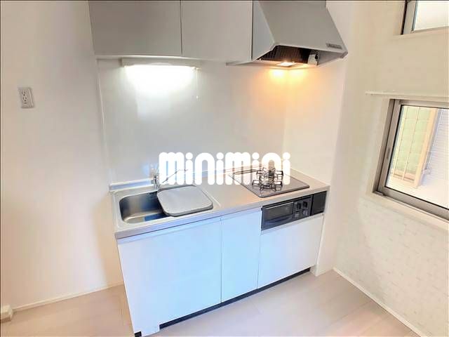 キッチン　使い勝手の良いシステムキッチンです。