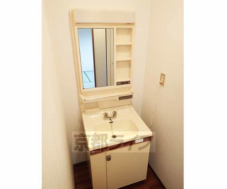 洗面設備　独立洗面台