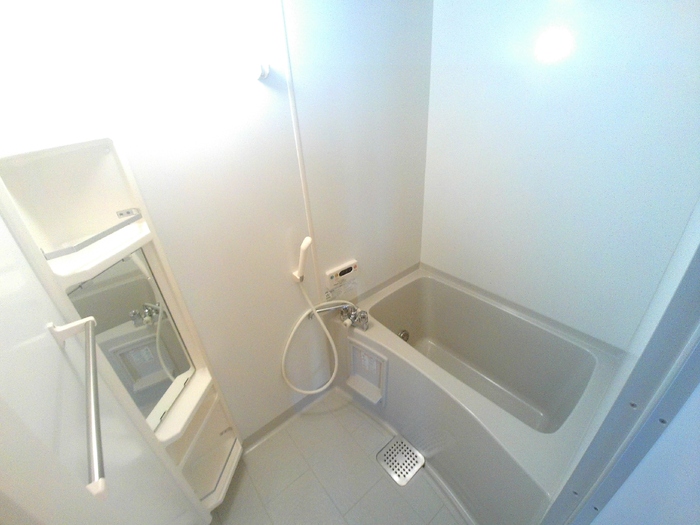 バス・シャワールーム　お風呂です