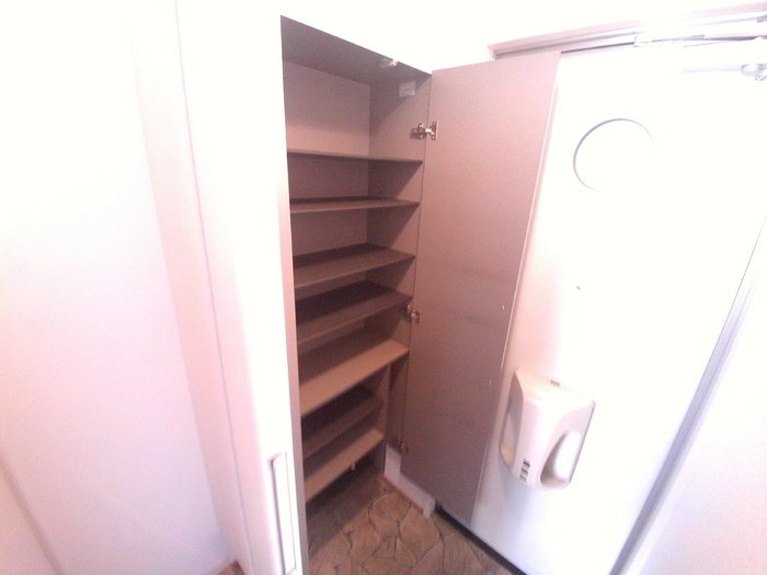 収納　玄関収納のためのスペースです