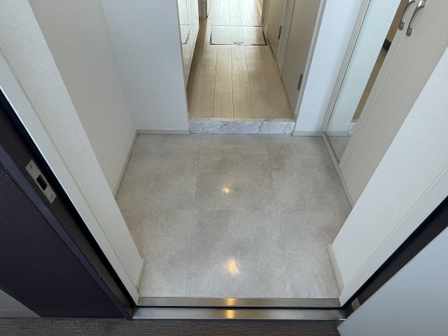 玄関　落ち着いた玄関です