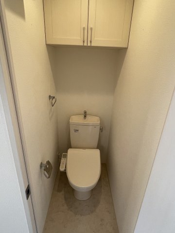 トイレ　清潔感のあるトイレです