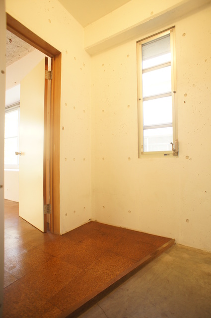 玄関　玄関から見たお部屋です♪