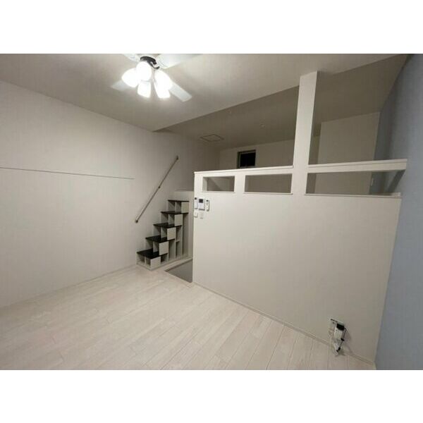 居室・リビング　※同シリーズの写真になります。