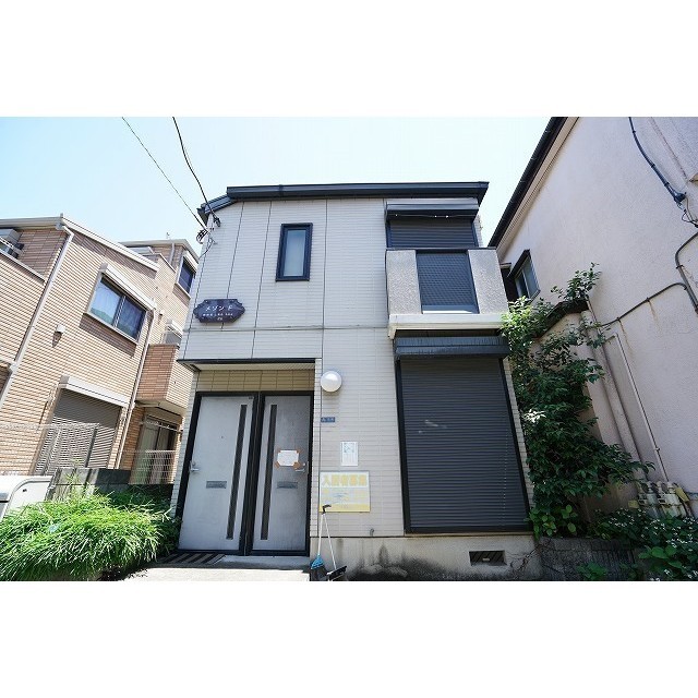 建物外観　外観は落ち着いています