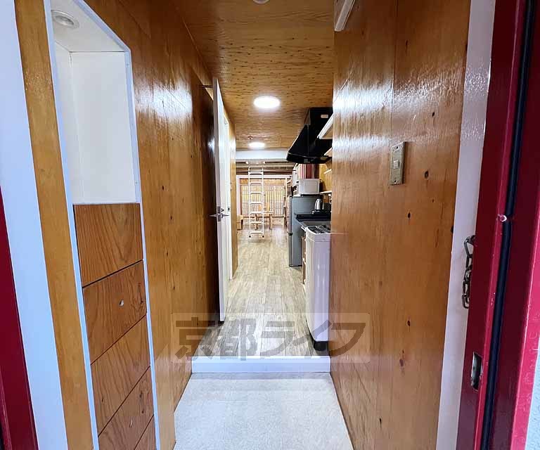 その他部屋・スペース　明るい廊下です