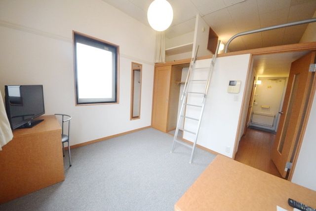 居室・リビング　★2面採光の明るいリビングです★