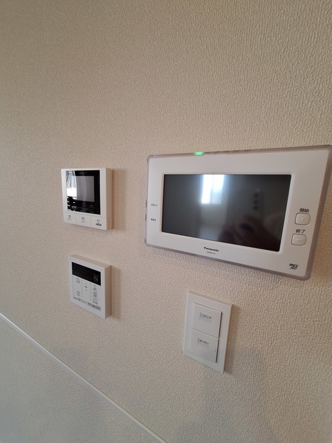 セキュリティ　★モニタ付きインターホン/発電確認モニタ★