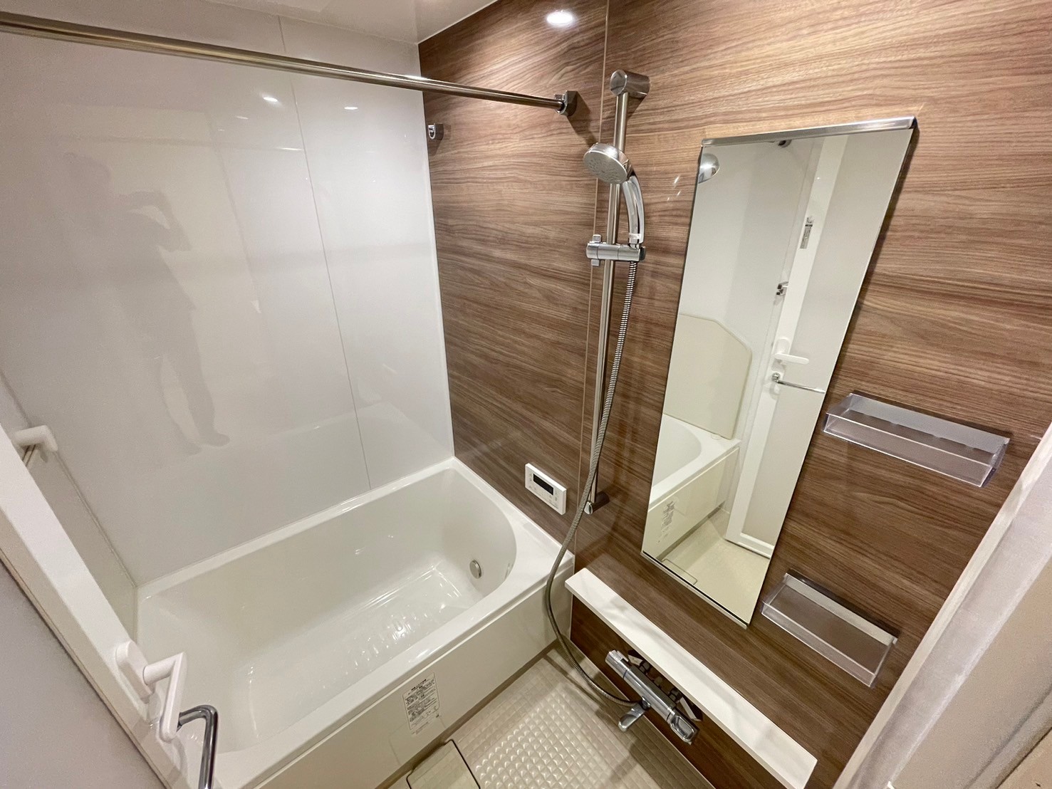 バス・シャワールーム　浴室