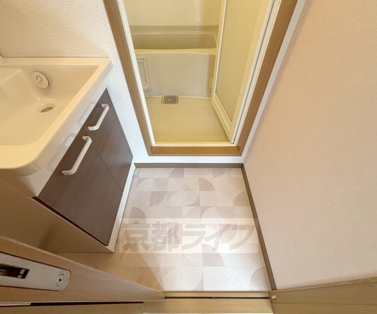 その他設備　しっかりとしたドアです。