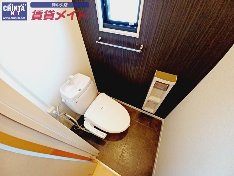 トイレ　同物件別室写真