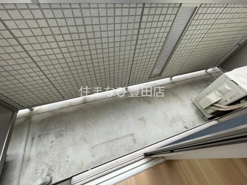 バルコニー　同型別部屋写真