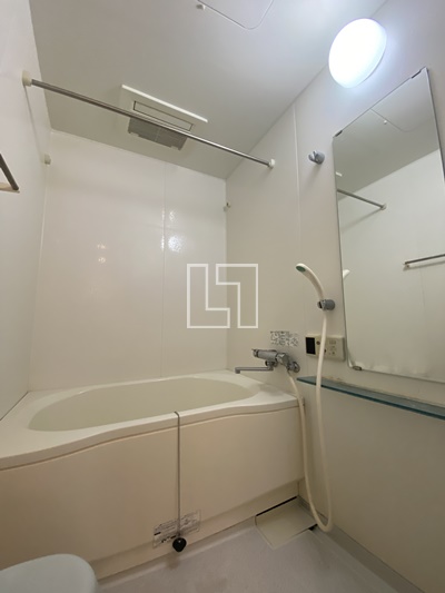 バス・シャワールーム　アプリーレ堺筋本町　バスルーム