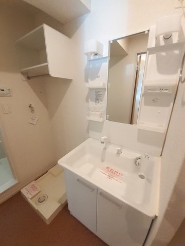 洗面設備　洗面所です