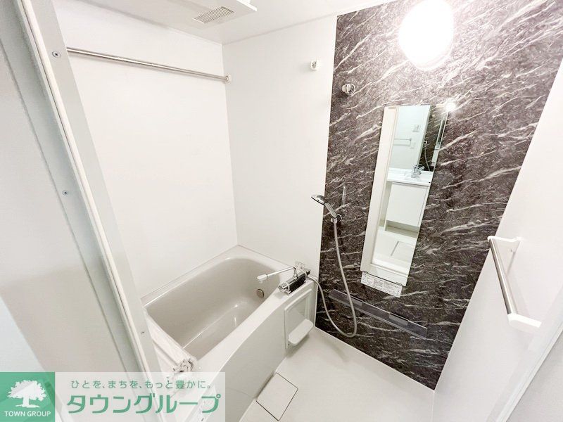 バス・シャワールーム　バス