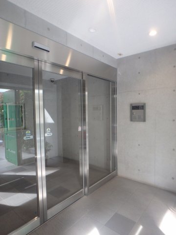 エントランス　入口部分