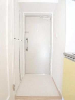 玄関　シューズボックスのある玄関