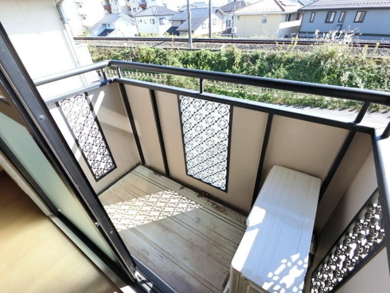 バルコニー　図面と現状に相違がある場合には現状を優先