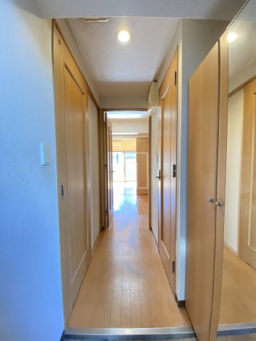 玄関　ブランクレール谷町　玄関