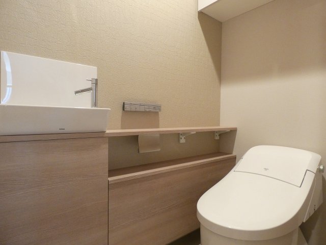 トイレ　トイレ