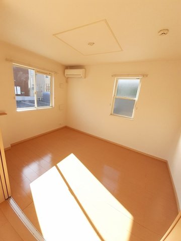 その他部屋・スペース　明るい色調の室内です