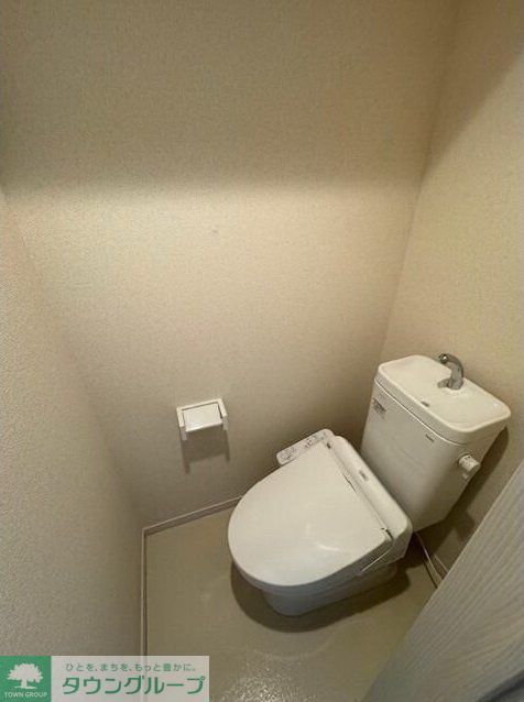トイレ　同物件別部屋写真