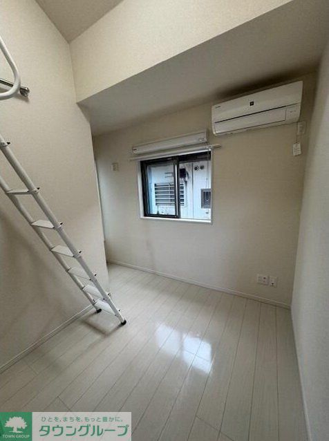 居室・リビング　同物件別部屋写真