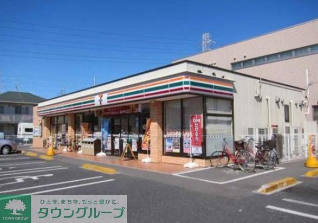 コンビニ　セブンイレブン（コンビニ）まで570m