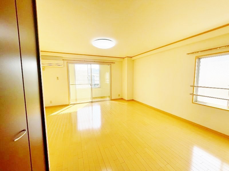 居室・リビング　★洋室14.85帖★