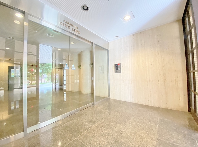 エントランス　オートロック