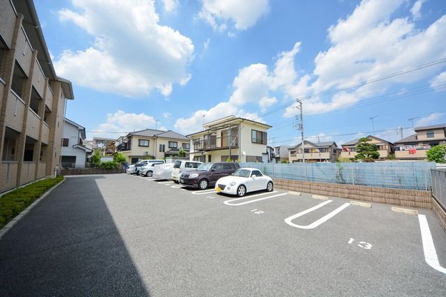 駐車場　☆駐車場☆