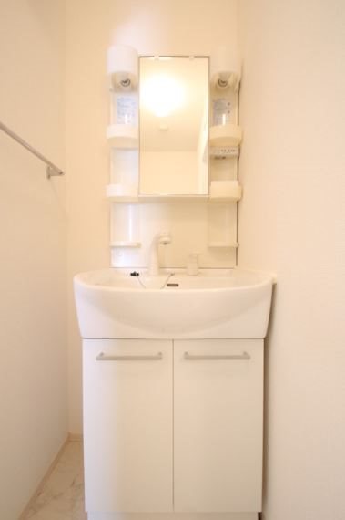 洗面設備　シャンプードレッサー