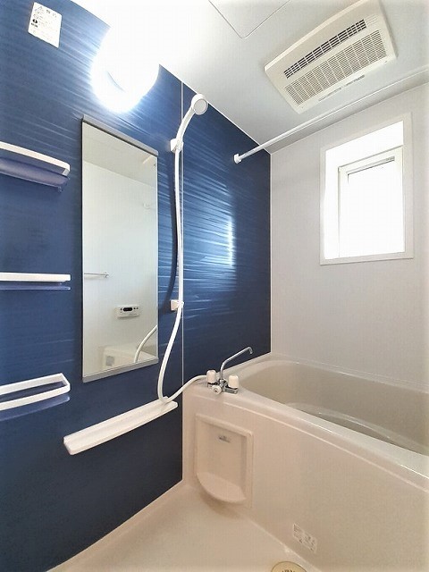 バス・シャワールーム　バス