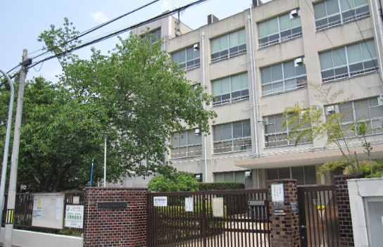 小学校　大阪市立下新庄小学校（小学校）まで308m
