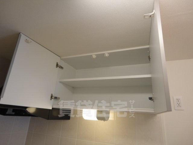 キッチン　キッチン　吊戸棚
