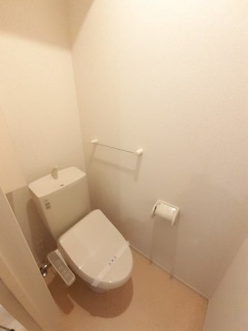 トイレ　ゆったりとした空間のトイレです