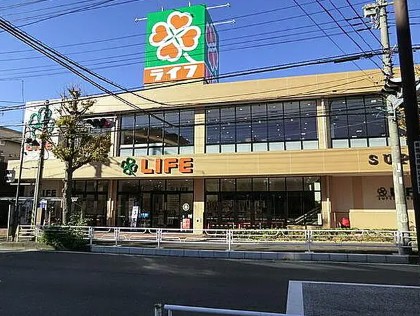 スーパー　ライフ青葉しらとり台店（スーパー）まで470m