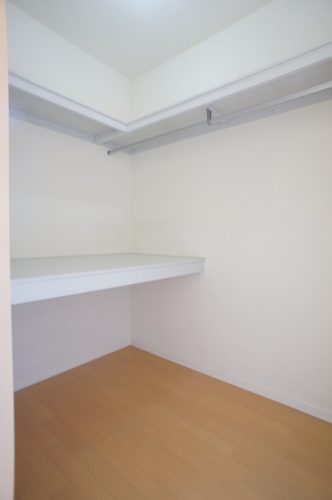 収納　ウォークインクローゼット