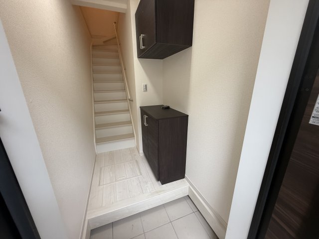 玄関　※写真イメージです